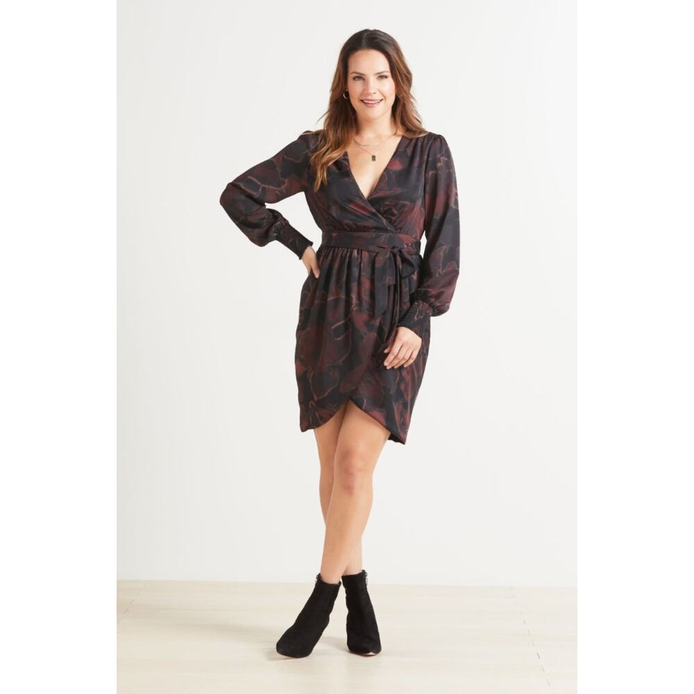 Allison Joy EVEREVE Sascha Surplice Mini Dress Tulip Hem Long Sleeve, XS - Picture 1 of 12
